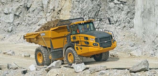Bell auf der Bauma: Erdbau-Spezialist jetzt auch schmal Allrad-Zweiachser Bell B45E 4x4