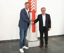 Jürgen Klopp und Prof. Klaus Fischer Jürgen Klopp und Prof. Klaus Fischer