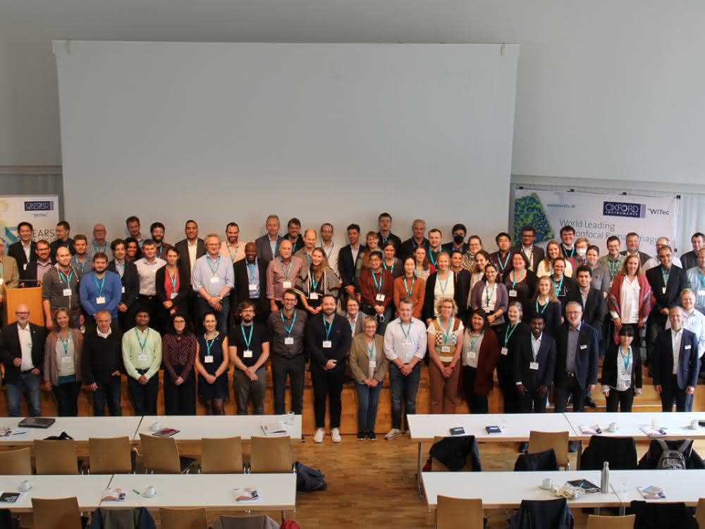 Konferenz-Rückblick: Confocal Raman Imaging Symposium 2022 Gruppenbild