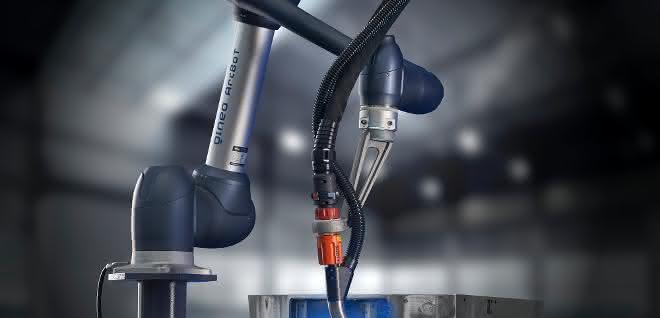 Anzeige: QINEO ArcBoT: Optimale Mensch-Roboter-Kollaboration