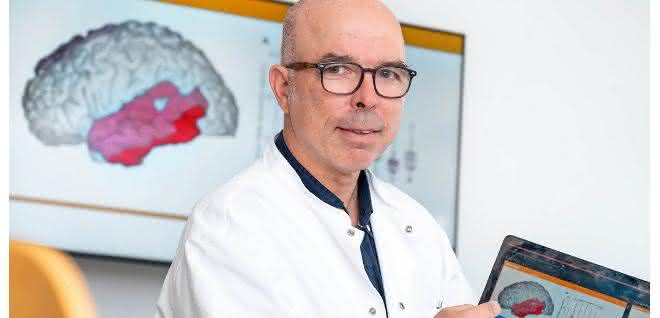 Alzheimer-Früherkennung durch Blutuntersuchung?: Protein „Beta-Synuclein“ als Alzheimer-Indikator im Blut Prof. Dr. Markus Otto