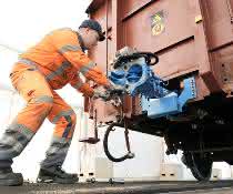 Digital automatic coupling for freight wagons "to go"