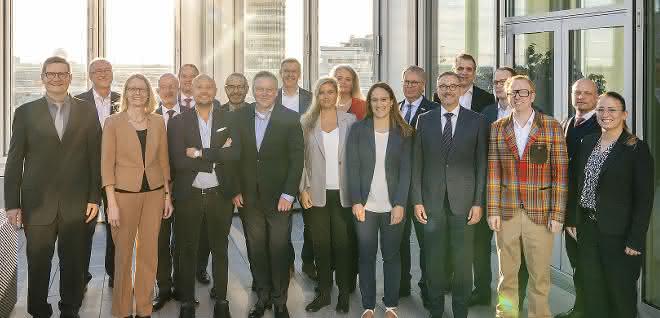 Digitale Transformation in der Qualitätssicherung: Neuer Beirat wirkt in der Initative QI-Digital mit Mitglieder in Beirat und Lenkungskreis der Initiative QI-Digital.