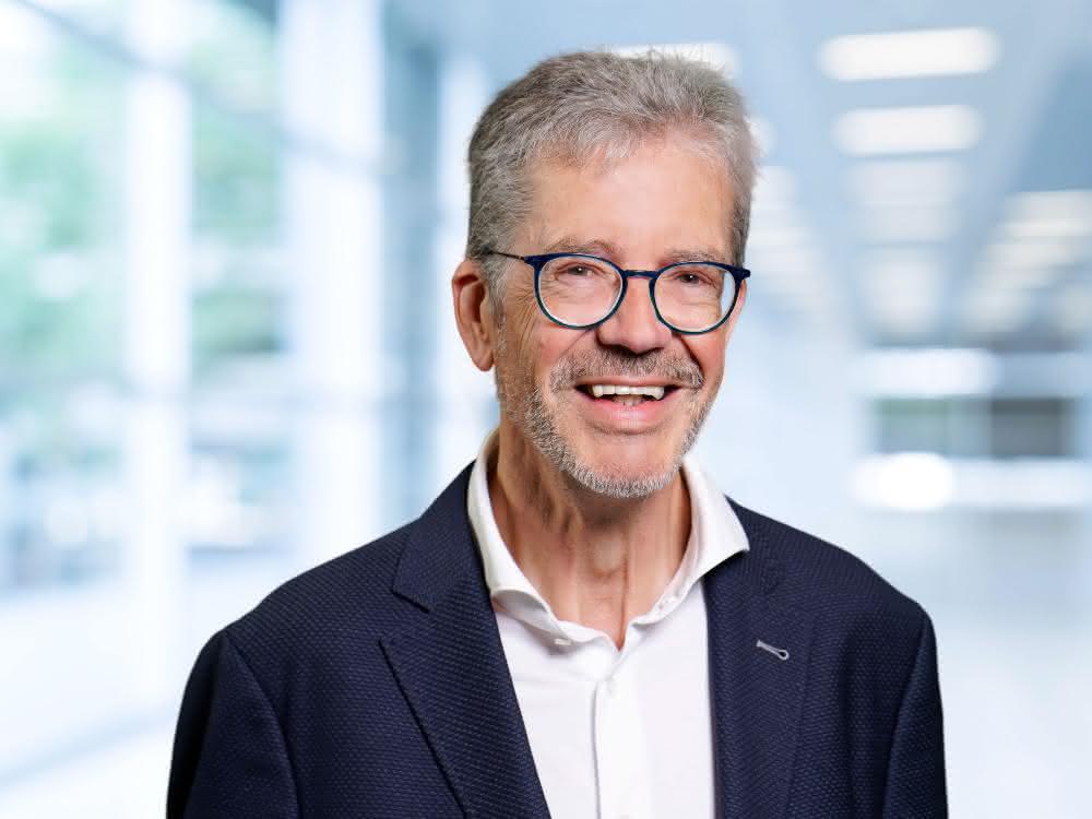 Aus Labordiagnostik und Forschung: Labormedizinisches Forum in Düsseldorf Dr. Peter Quick