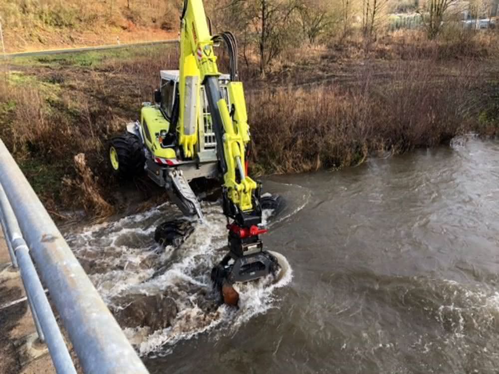 Hochleistungshydrauliköl im Einsatz