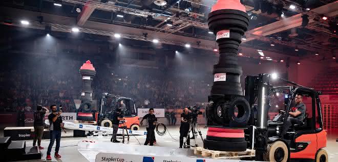 Two days of forklift action in front of a full house Two days of forklift action in front of a full house
