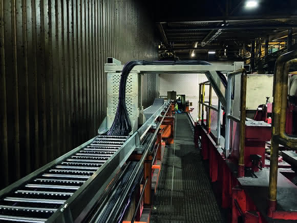 Energy supply system for aluminum smelting and rolling mills: Peace and quiet on the crane now