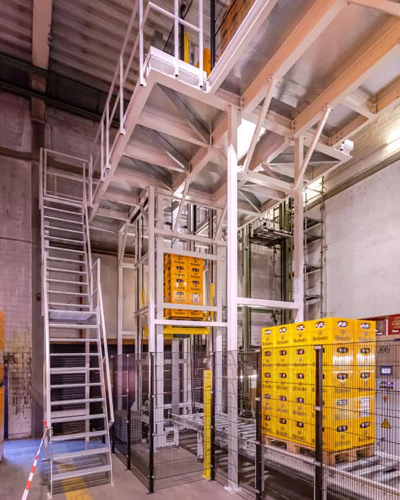 Material flow without waiting times or traffic jams: The thirst increases!