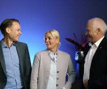 Nikas Schröder, Simone Schiffgens and Andreas Montag Nikas Schröder, Simone Schiffgens and Andreas Montag