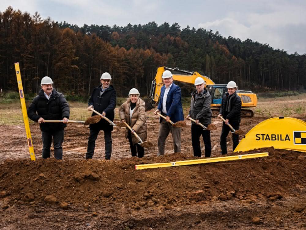 Spatenstich: Stabila baut neues Logistik- und Servicezentrum