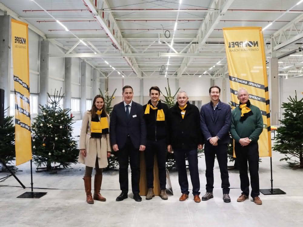 Inauguration: Noerpel opens logistics terminal in Giengen