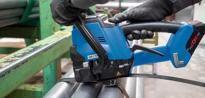 Energy from Li-Ion batteries: Steel strapping tools with battery operation OR-TR32