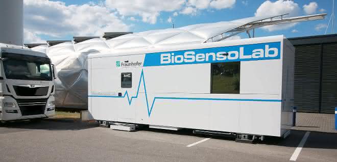 Entwicklungen vorführen und testen: Mobiles biologisches Labor für Testzwecke Mobile Laboreinheit BioSensoLab