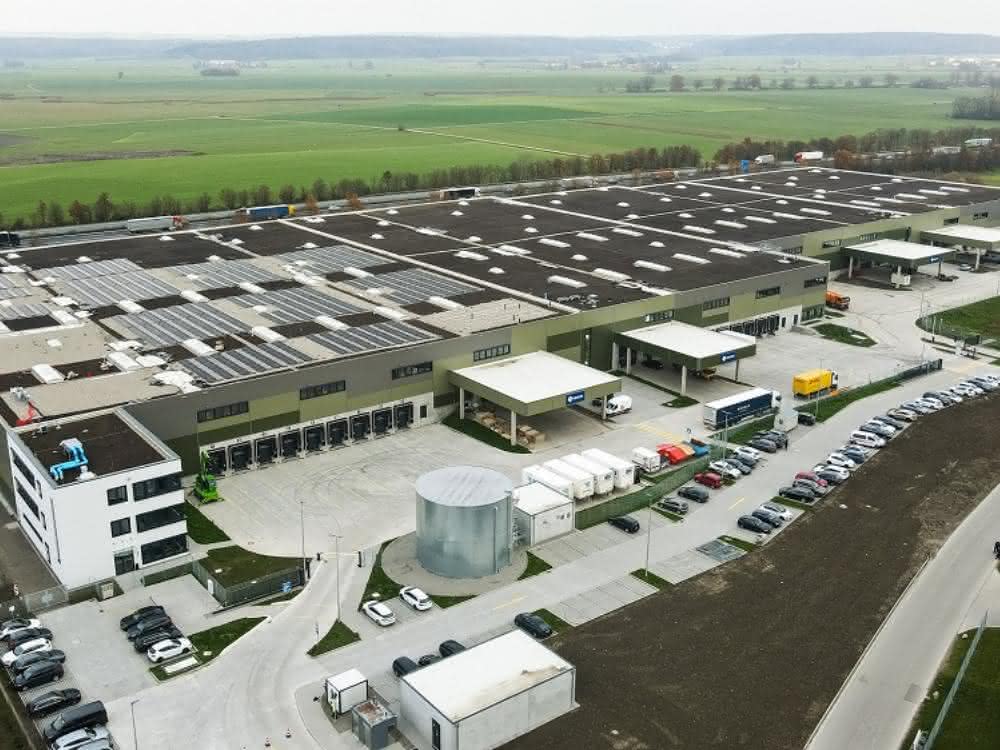 Logistics center