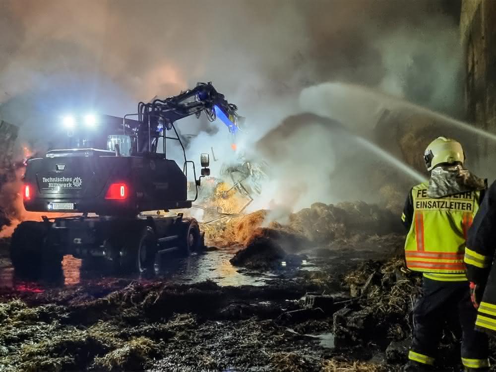 Unterstützung in Notfällen: Mobilbagger im THW-Einsatz