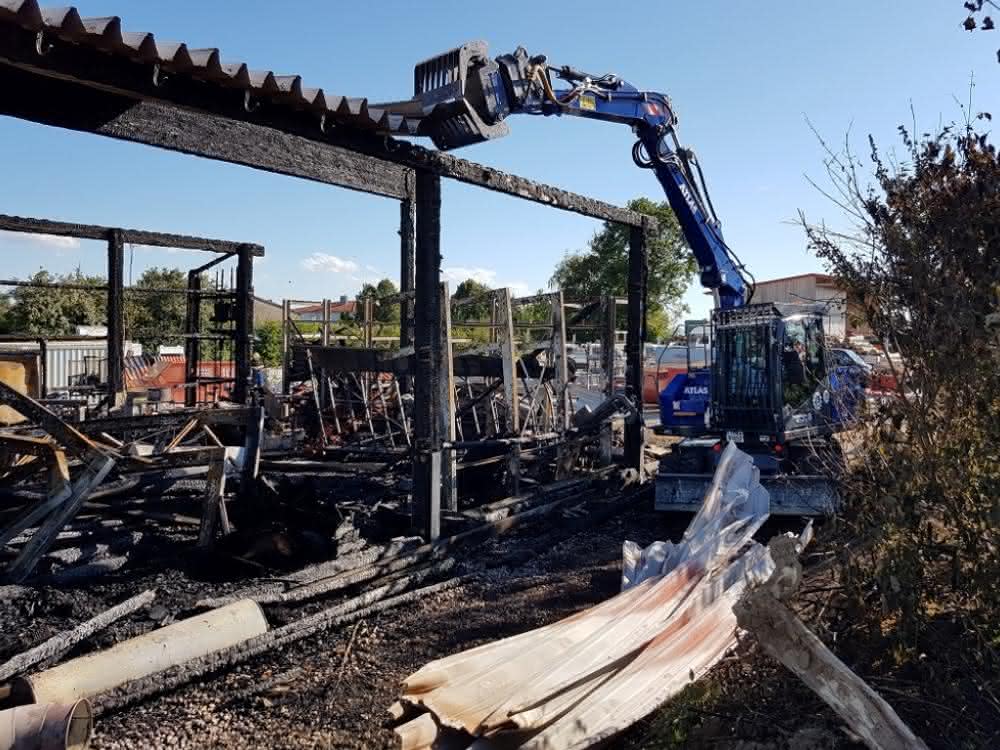 Unterstützung in Notfällen: Mobilbagger im THW-Einsatz