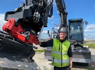 Jonny Lindblom und sein mit Technik von Rototilt ausgestatteter Volvo-Bagger.