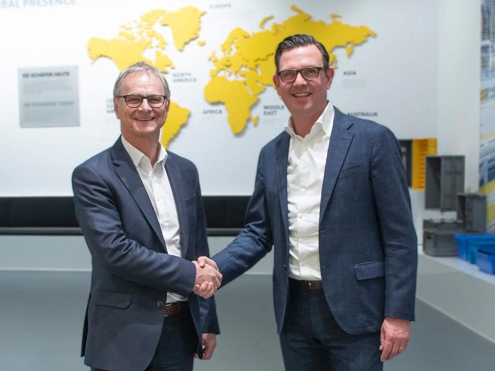 Manfred Hummenberger, CEO DS Automotion, and Steffen Bersch, CEO SSI Schäfer Group