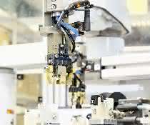 The pneumatic small parts gripper