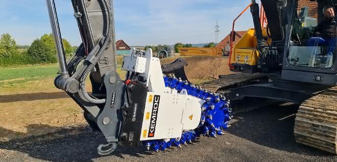 Erhalt und Ausbau öffentlicher Infrastruktur: Kemroc-Kettenfräse EK 110 bei Rohde