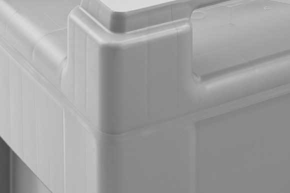 Plastic pallet box: Smooth and clean all round