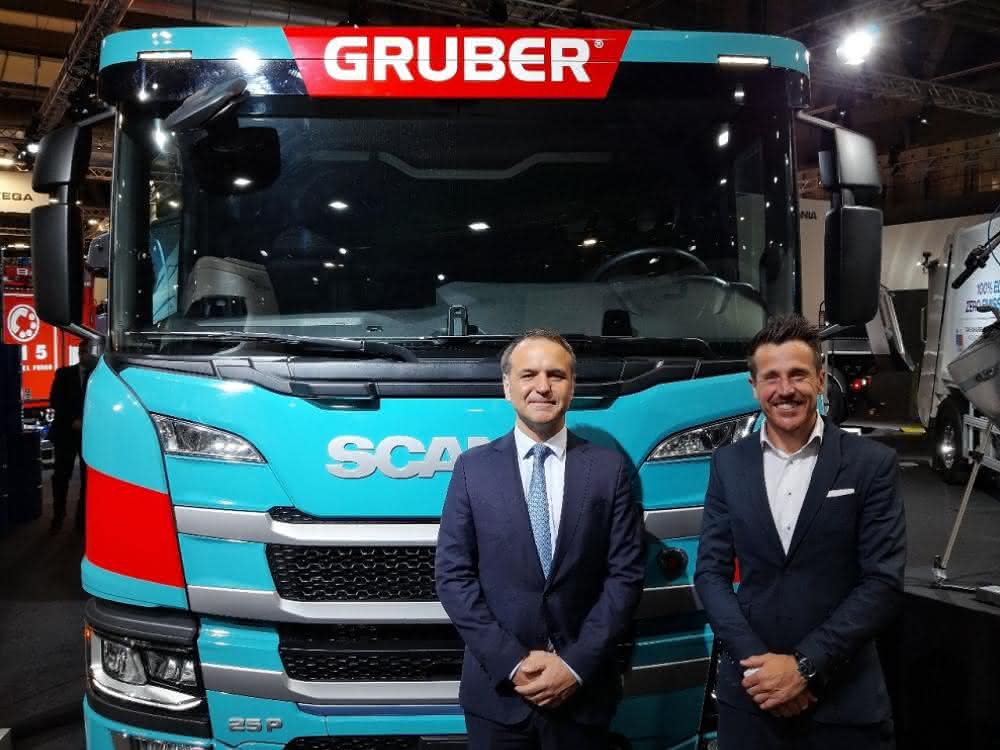 Charging infrastructure for electric vehicles: 50 new e-trucks for Gruber Logistics