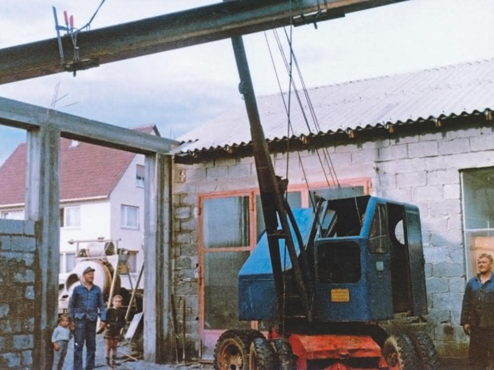 Fuchs D3 beim Bau des Firmengebäudes in Baienfurt