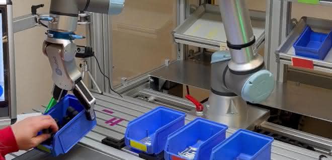 Testing the demonstrator's support functions