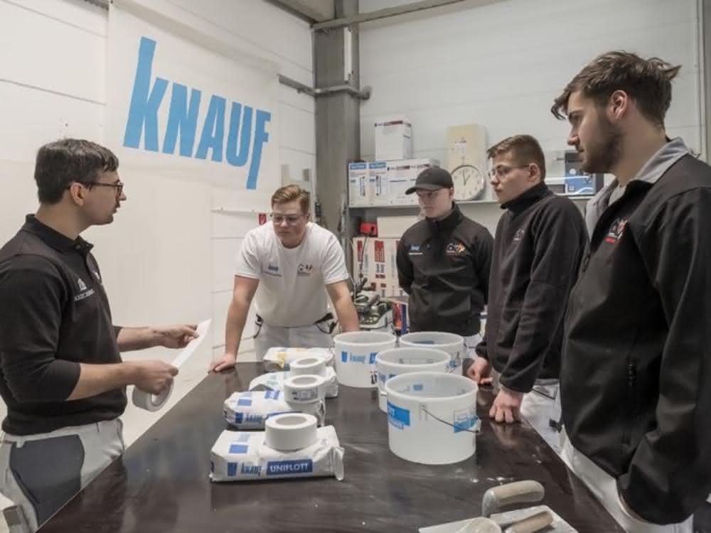 Knauf Spachteltechnik - Der erste Schritt nach Danzig