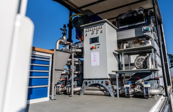 Im Inneren des Mudlceaner Trucks leistet die Recyclinganlage die gesamte Aufbereitung des Bohrschlamms im HDD-Verfahren.