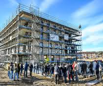 i+R - Richtfest für energieeffizientes Mehrfamilienhaus