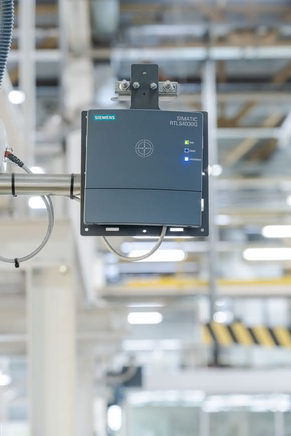 Software and identification systems: Autonomous vehicles learn to recognize traffic lights