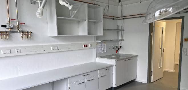 Modernisierung: Saniertes Gebäude für zahlreiche Forschungsgruppen Modernisierung: Saniertes Gebäude für zahlreiche Forschungsgruppen