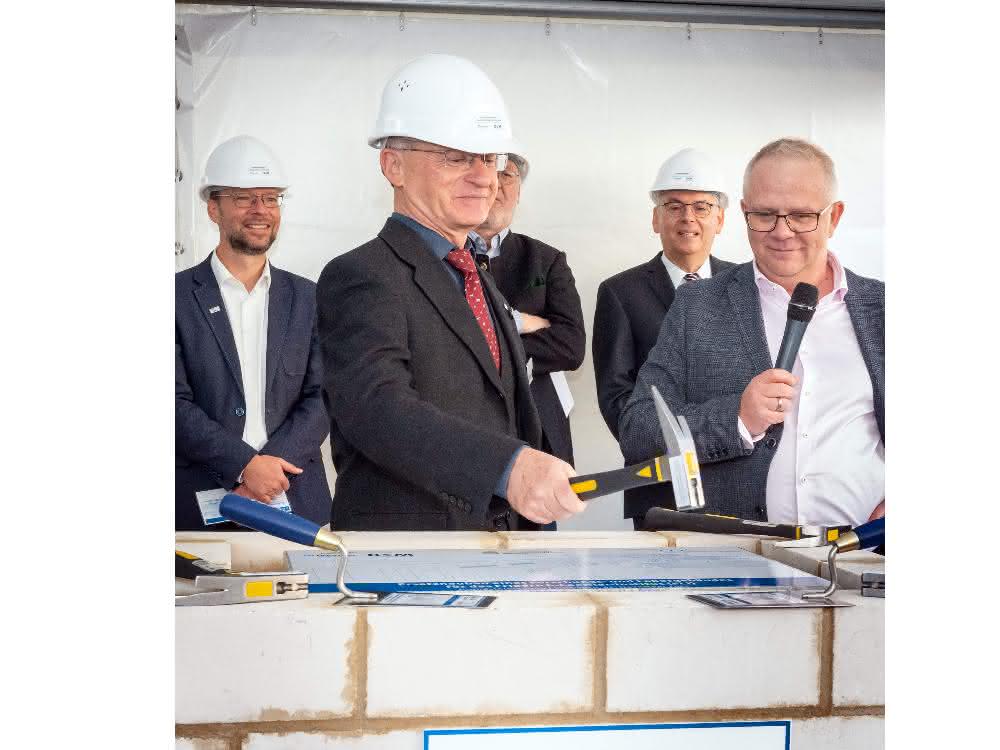 Neubau für die Forschung: Modernes Labor und erweiterter Tierhaltungsbereich Neubau für die Forschung: Modernes Labor und erweiterter Tierhaltungsbereich