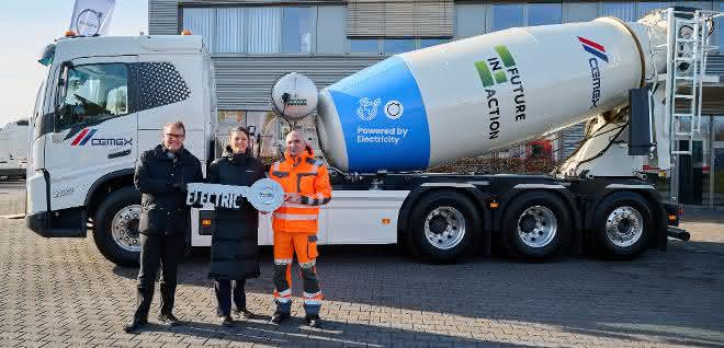 Volvo FMX Electric mit Fahrmischer