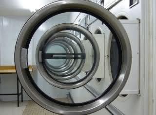 Steel processing: Oil-free lubricants reduce costs
