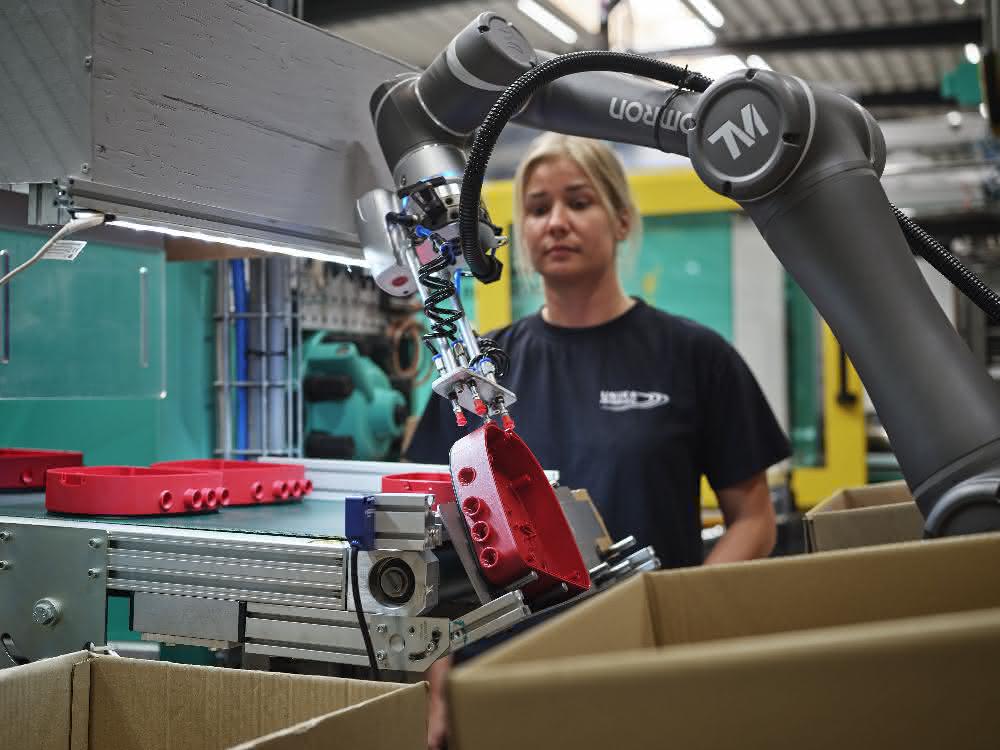 Cobots und Roboter: Vier Tipps zur Automatisierung für KMU