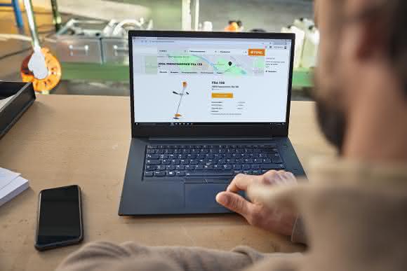 Profis aus Galabau und Kommunen können im Stihl connected Portal alle relevanten Informationen zur Planung und Organisation ihrer Aktivitäten und Einsätze anlegen und diese schnell und übersichtlich abrufen