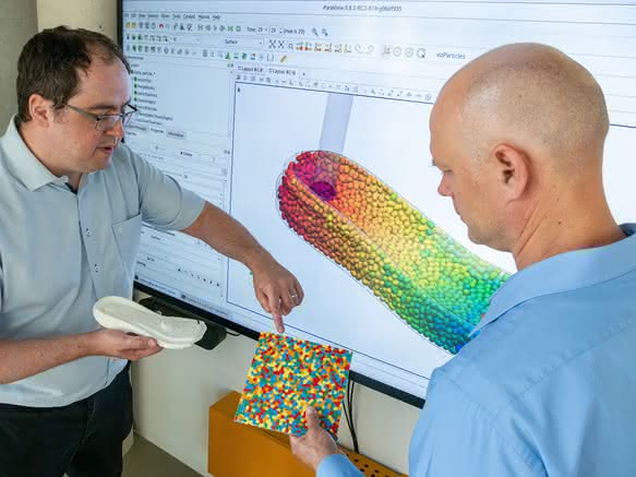 Emag: Simulation für Bauteile aus Partikelschäumen
