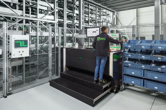 Lagerautomatisierung: 15 Stahlbau-Komponenten und 3D-Shuttletechnik kombiniert