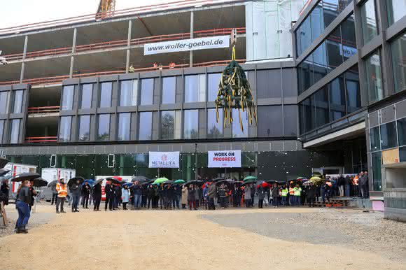 Neubau in Esslingen: Züblin feiert Richtfest für Landratsamt