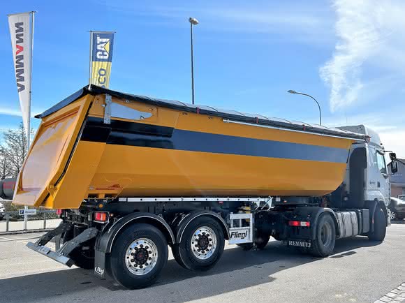 Sattelkipper: ZHKS 330 von Fliegl - leicht und robust mit hoher Nutzlast Sattelkipper: ZHKS 330 von Fliegl - leicht und robust mit hoher Nutzlast