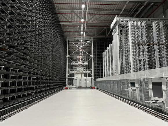 Sicherheitssoftware: Vollautomatische  Säge- und Lagerlösung
