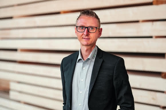Ingenieurholzbau: Bäckerei-Filiale in Holz-Hybrid-Bauweise