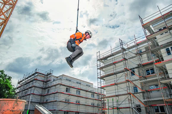 Absturzsicherung: Sicher arbeiten – Hängetrauma vermeiden Absturzsicherung: Sicher arbeiten – Hängetrauma vermeiden
