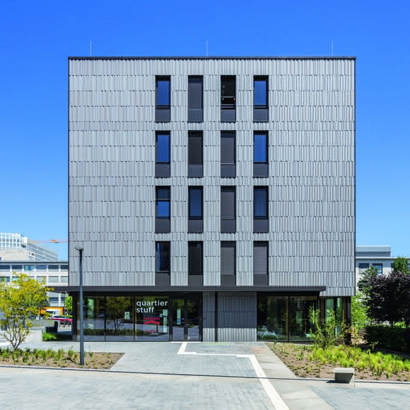 Urbaner Holzbau: Luxemburg: Holzhybridbauweise - Asylbewerberheim "Nouveau Foyer OLAI“