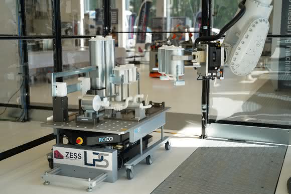 Fahrerlose Transportsysteme: Autonome Transportsysteme für die Elektrolyseurfertigung Fahrerlose Transportsysteme: Autonome Transportsysteme für die Elektrolyseurfertigung