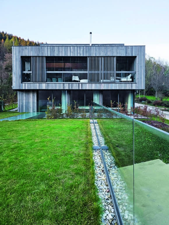 Wohn- und Konzepthaus: Wohngebäude - Mit der Natur im Einklang
