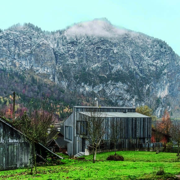 Wohn- und Konzepthaus: Wohngebäude - Mit der Natur im Einklang