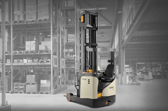 Schubmaststapler: Smarte Materialflusslösungen - heute wirksam, morgen skalierbar Schubmaststapler: Smarte Materialflusslösungen - heute wirksam, morgen skalierbar